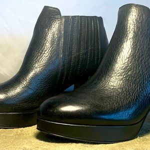 Eileen Fisher black heeled booties size 9